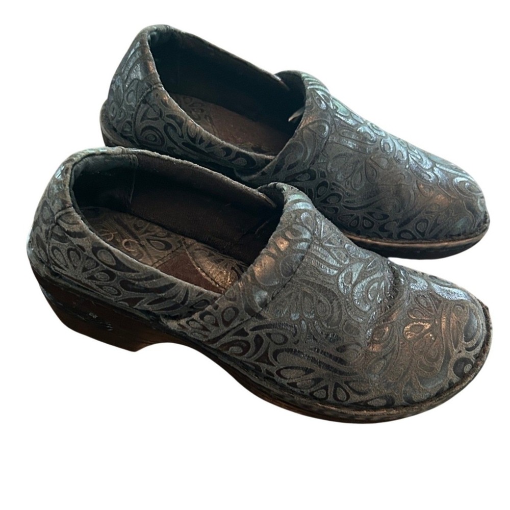 b.o.c. Born Concept Clogs 7 Embossed Paisley Boho Artsy Comfort Professional